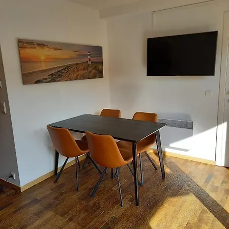 Zee Zon En Zwem Lägenhet *