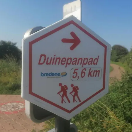 Zee Zon En Zwem Lägenhet *