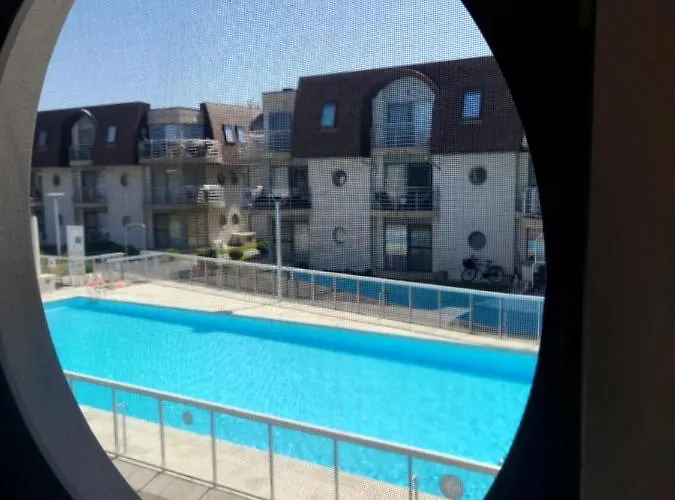 Zee Zon En Zwem ברדנה-אן-זי